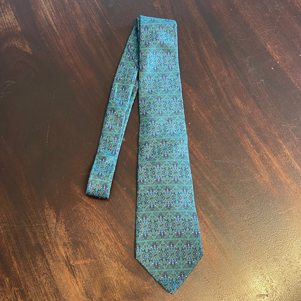 Christian Dior Mens Silk Tie Teal Blue Fleur-de-lis Woven Italy Vintage Luxury